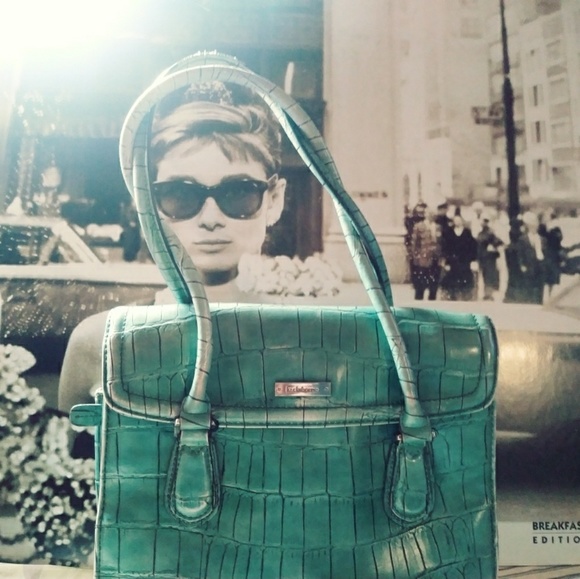 Liz Claiborne purse faux Alligator Pattern green - Picture 6 of 7